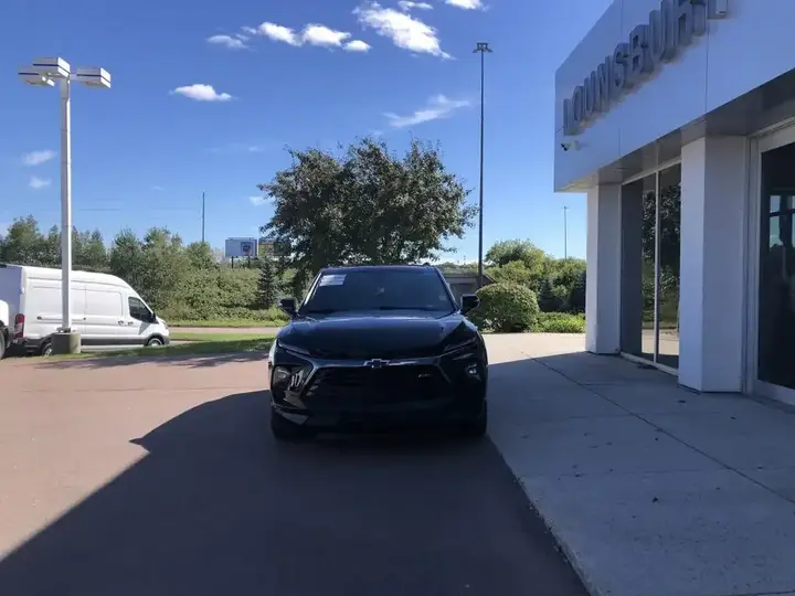 Chevrolet Blazer 2025 photo 4