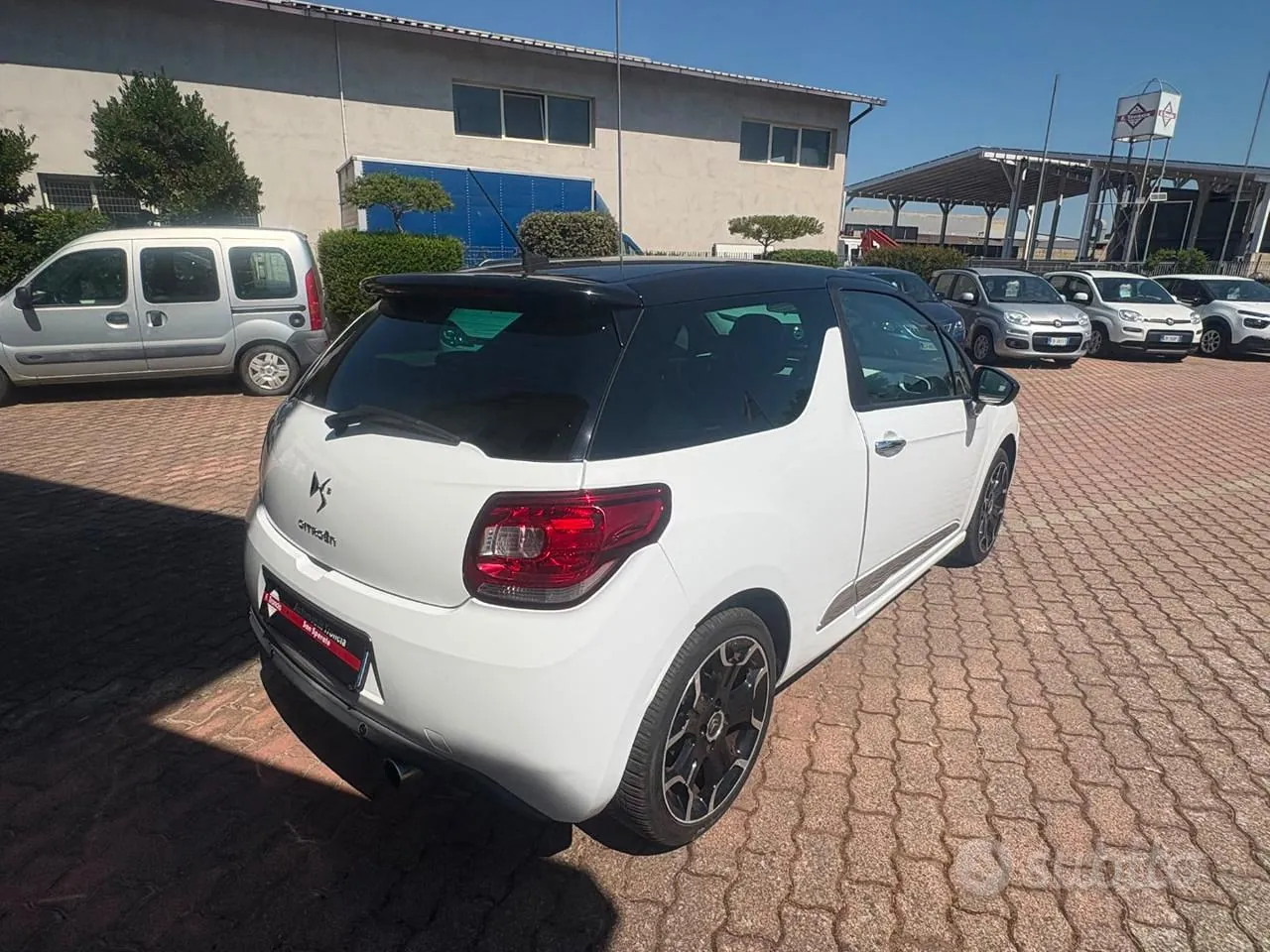 DS Automobiles Ds 3 2015 photo 3