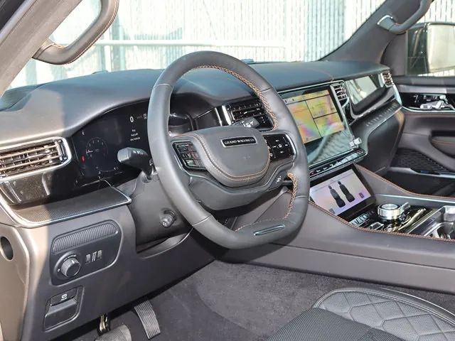 Jeep Grand Wagoneer 2026 photo 5