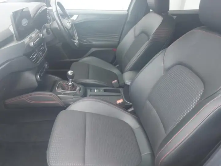 Ford Focus 2020 photo 5