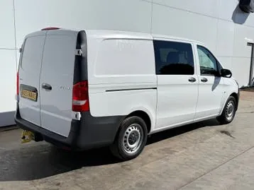 Mercedes-Benz Vito 2022 photo 3