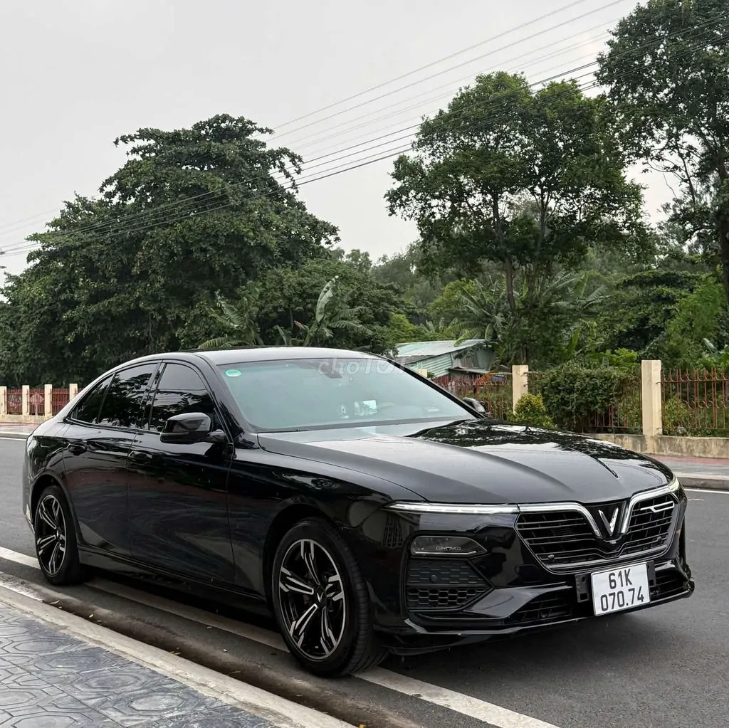 Vinfast Lux A2.0 2022 photo 2
