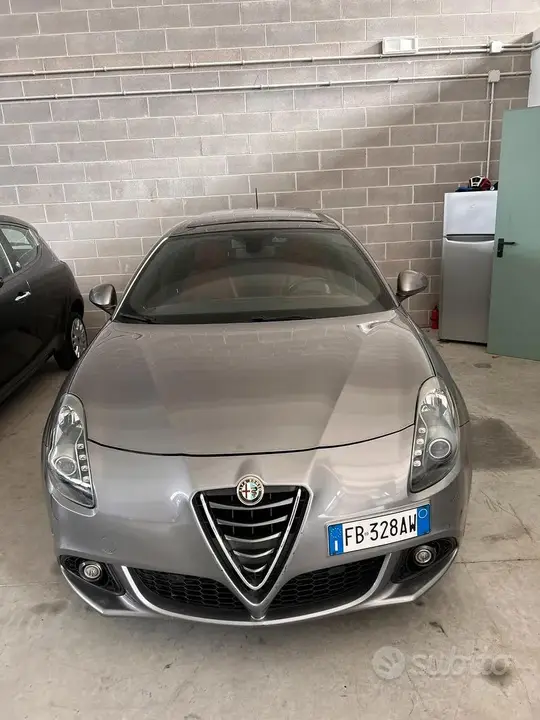 Alfa Romeo Giulietta 2015 photo 5