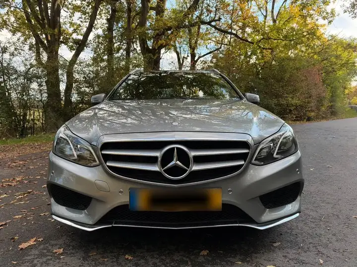 Mercedes-Benz E300