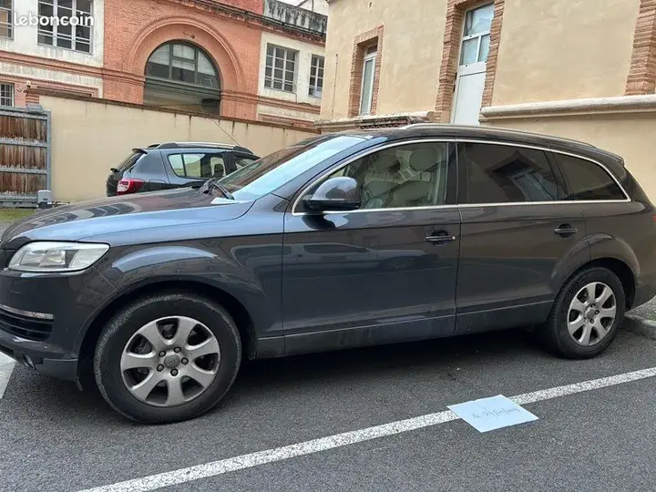 Audi Q7 2006 photo 2