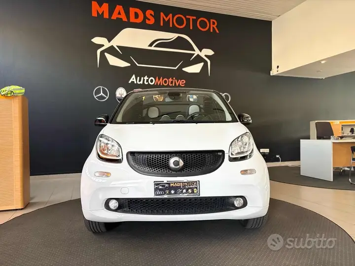 Smart Fortwo 2017 photo 4
