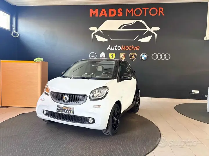 Smart Fortwo 2017 photo 3
