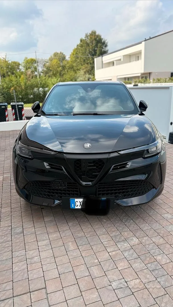 Alfa Romeo Junior 2025 photo 2