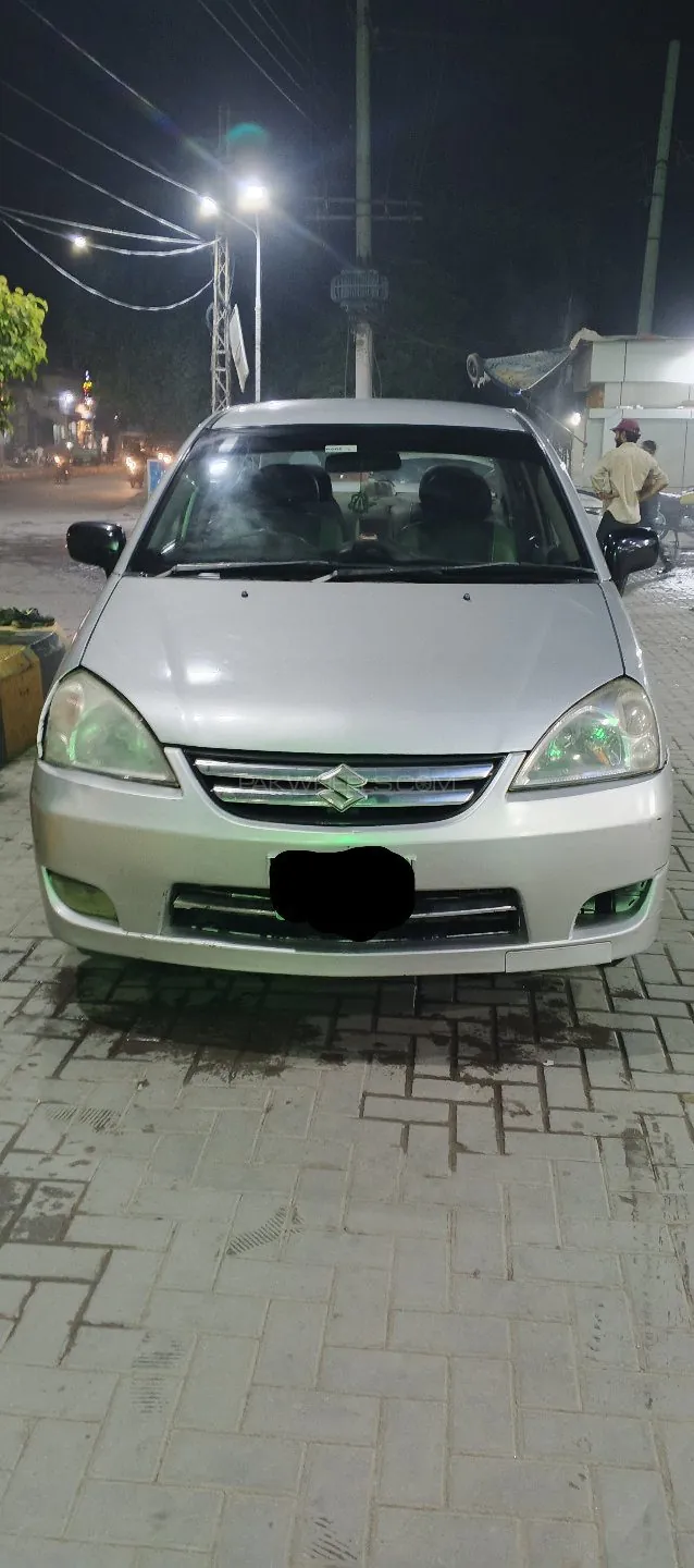 Suzuki Liana