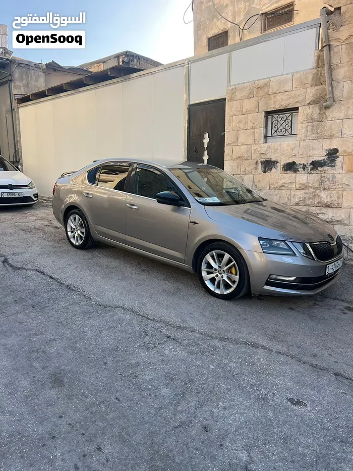 Skoda Octavia 2018 photo 3