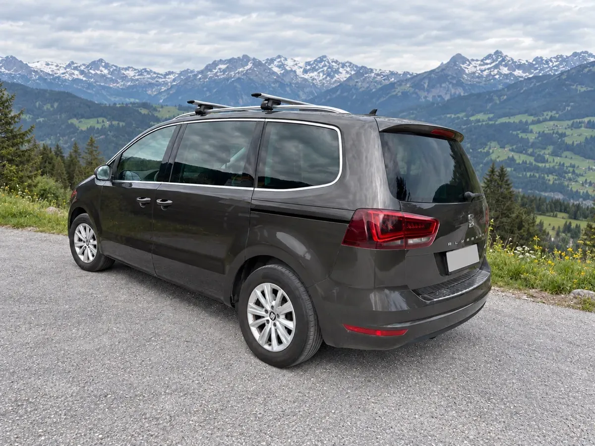 Seat Alhambra 2016 photo 2