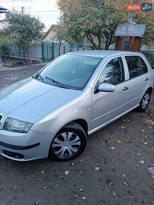 Skoda Fabia 2005 photo 3