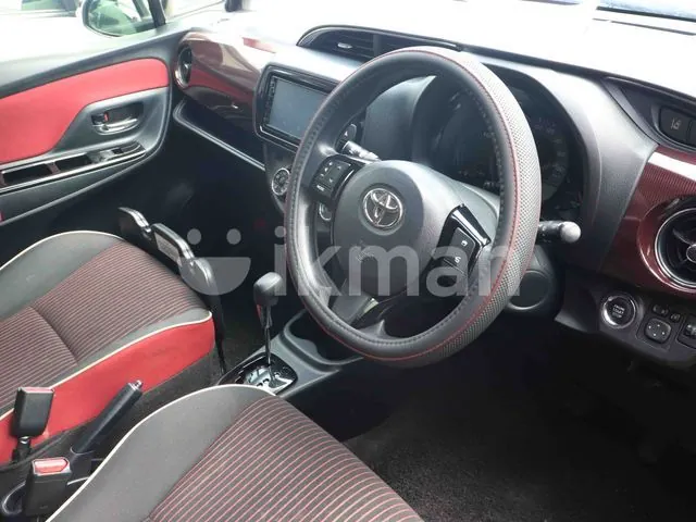 Toyota Vitz 2017 photo 3