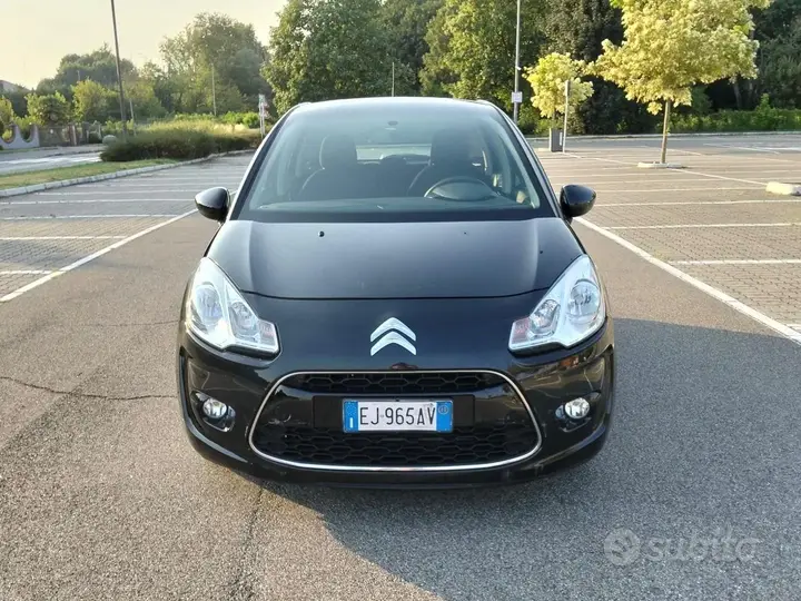 Citroen C3 2011 photo 2
