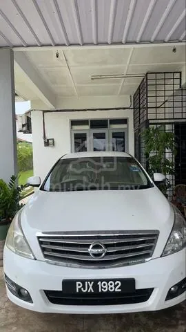 Nissan Teana