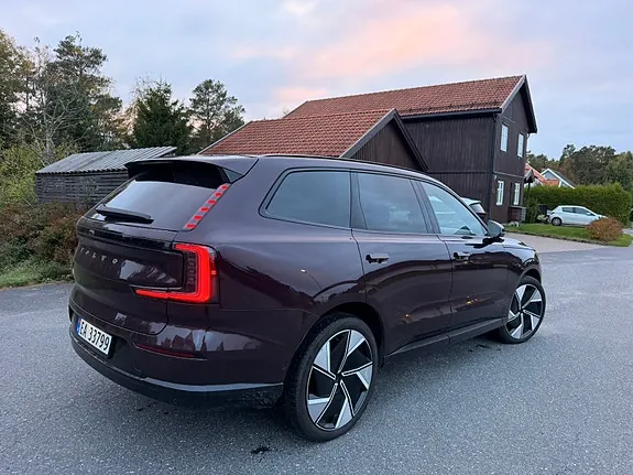 Volvo Ex90 2025 photo 3