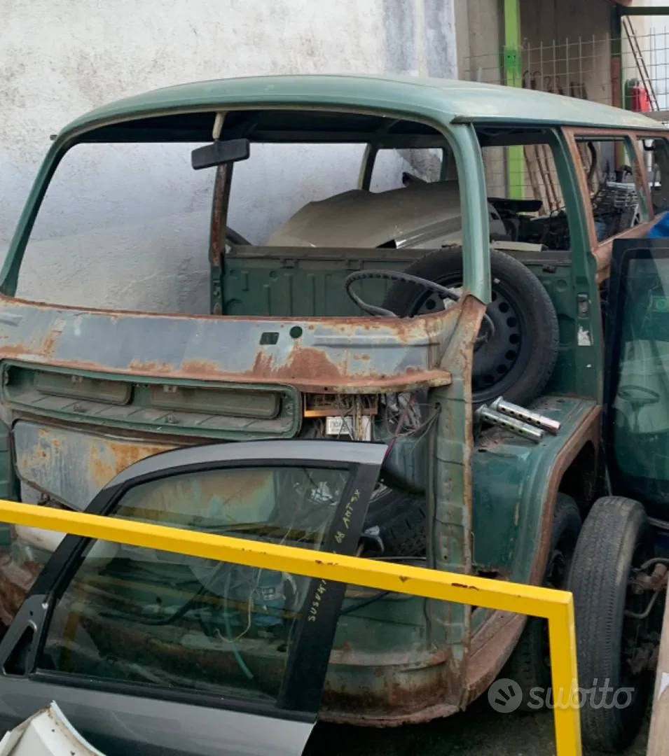Volkswagen T2 1970 photo 2