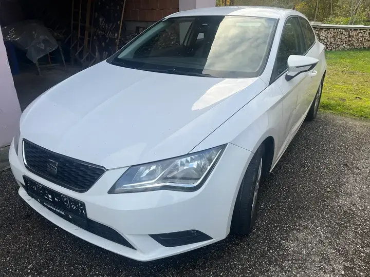 Seat Leon 2013 photo 2