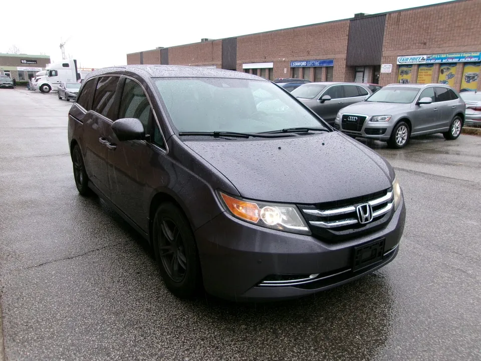 Honda Odyssey 2015 photo 3