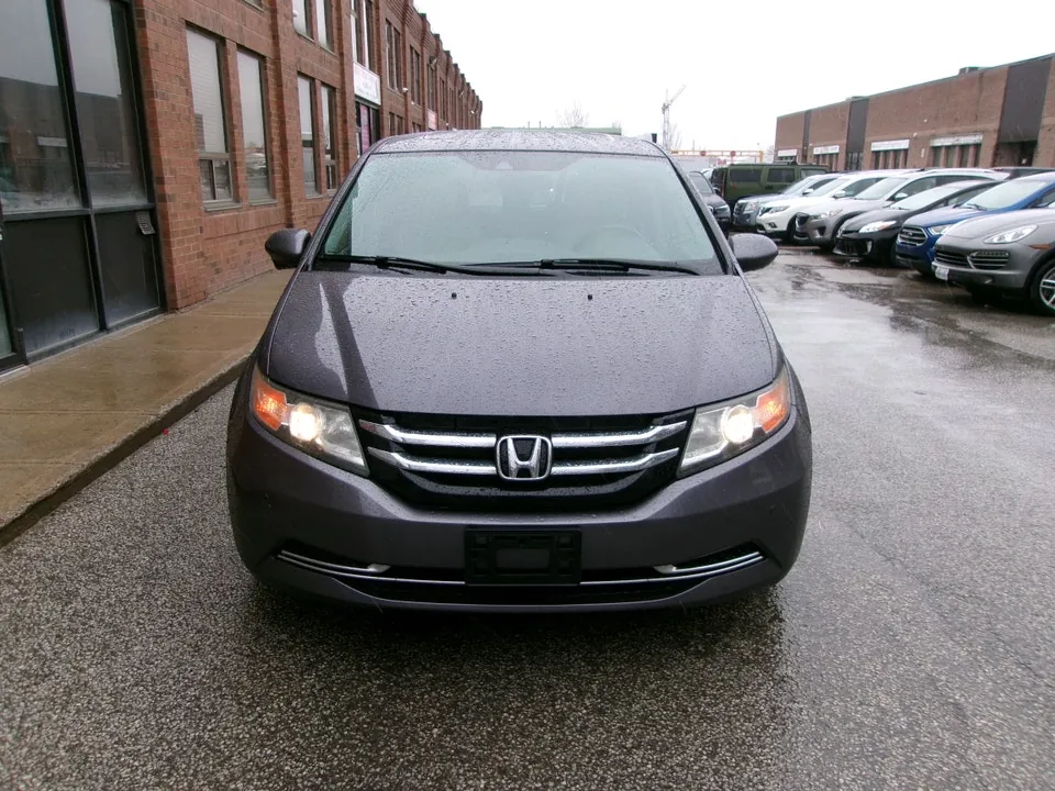Honda Odyssey 2015 photo 2