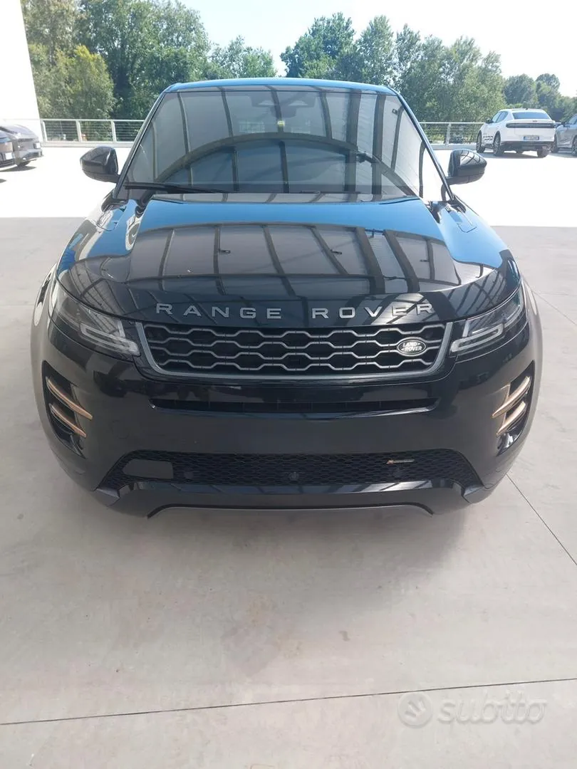 Land Rover Range Rover Evoque 2022 photo 3