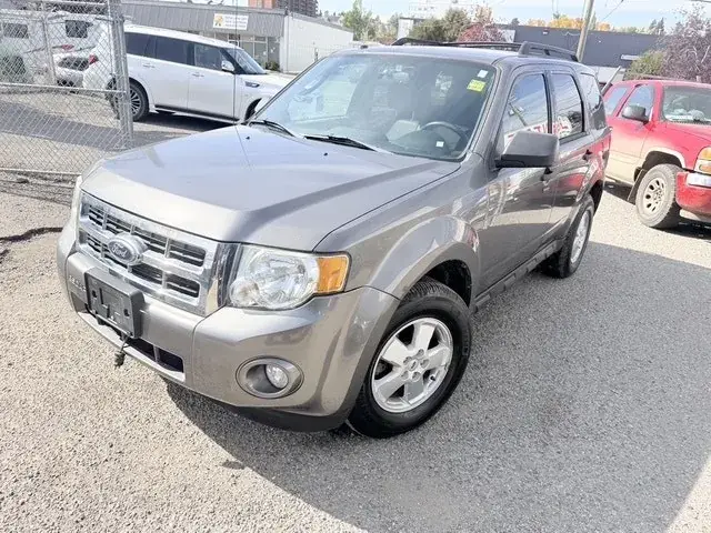 Ford Escape 2011 photo 3