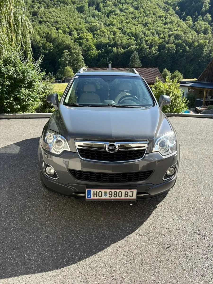 Opel Antara 2011 photo 2