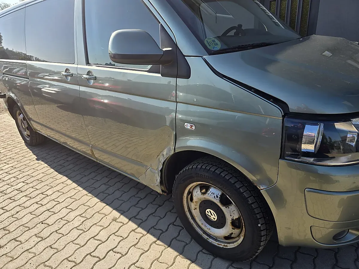 Volkswagen T5 2010 photo 3