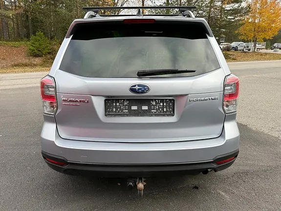 Subaru Forester 2018 photo 4
