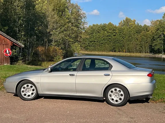 Alfa Romeo 166 2001 photo 3