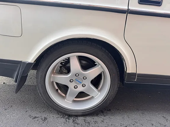 Volvo 240 1989 photo 3