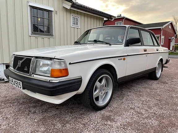 Volvo 240