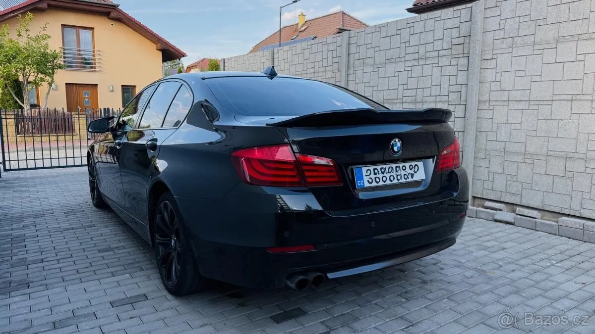 BMW F10 523I 2010 photo 4