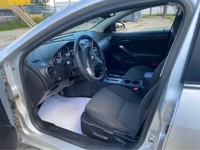 Pontiac G6 2009 photo 2