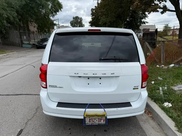 Dodge Grand Caravan 2018 photo 5