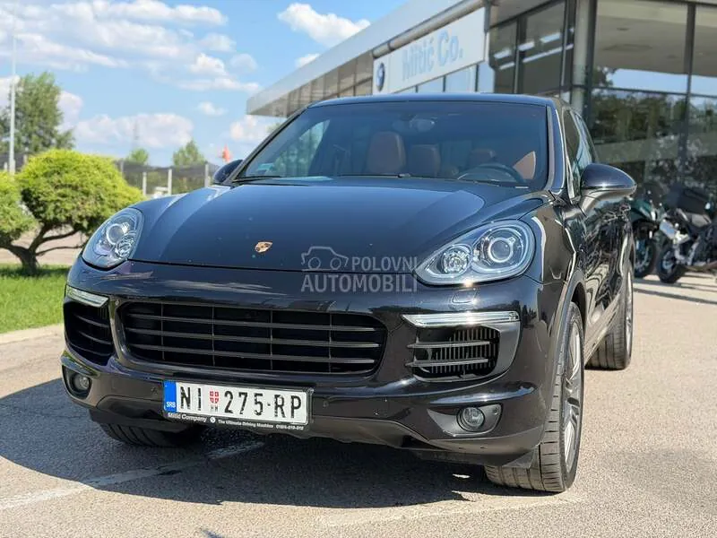 Porsche Cayenne 2016 photo 2