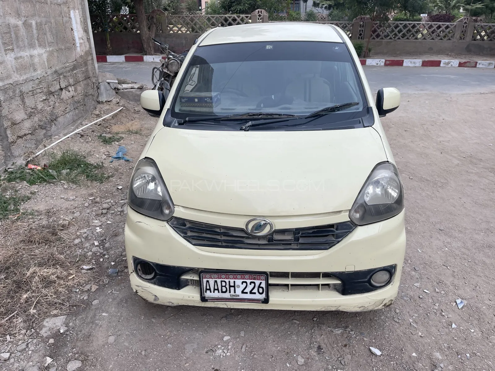 Daihatsu Mira