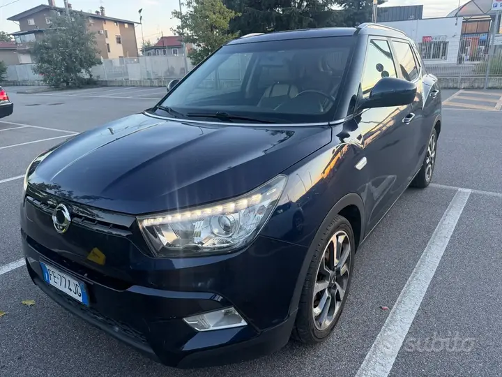 KG Mobility Tivoli 2016 photo 2