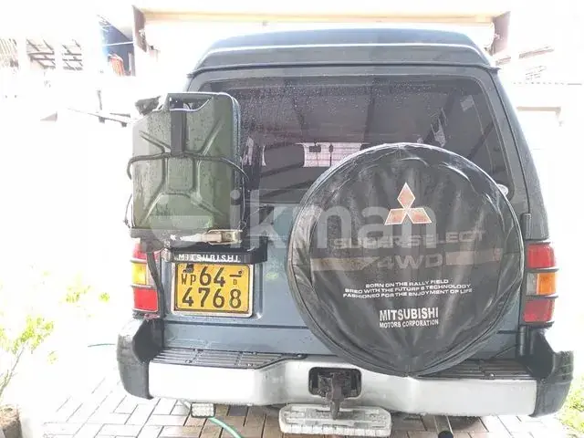 Mitsubishi Pajero 1993 photo 5