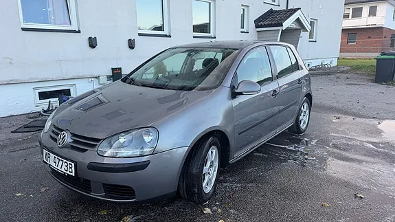 Volkswagen Golf V 2004 photo 2