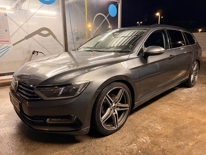 Volkswagen Passat 2015 photo 2