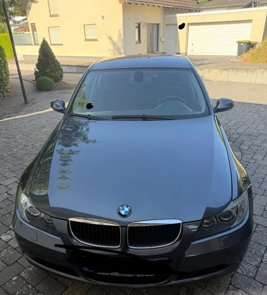 BMW 320I