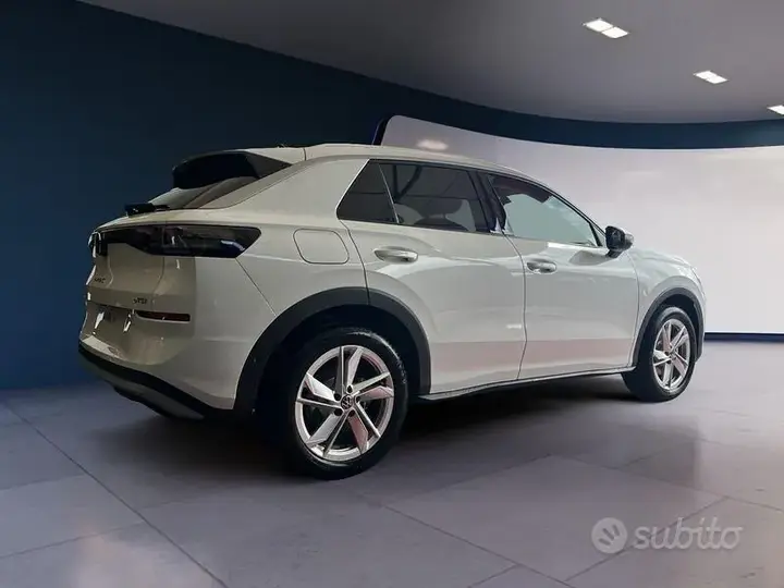 Volkswagen T-Roc 2026 photo 4