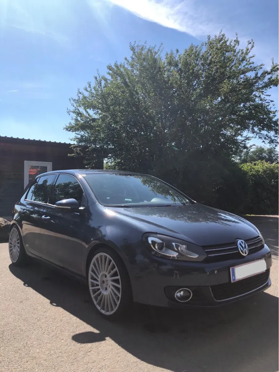 Volkswagen Golf 2009 photo 3