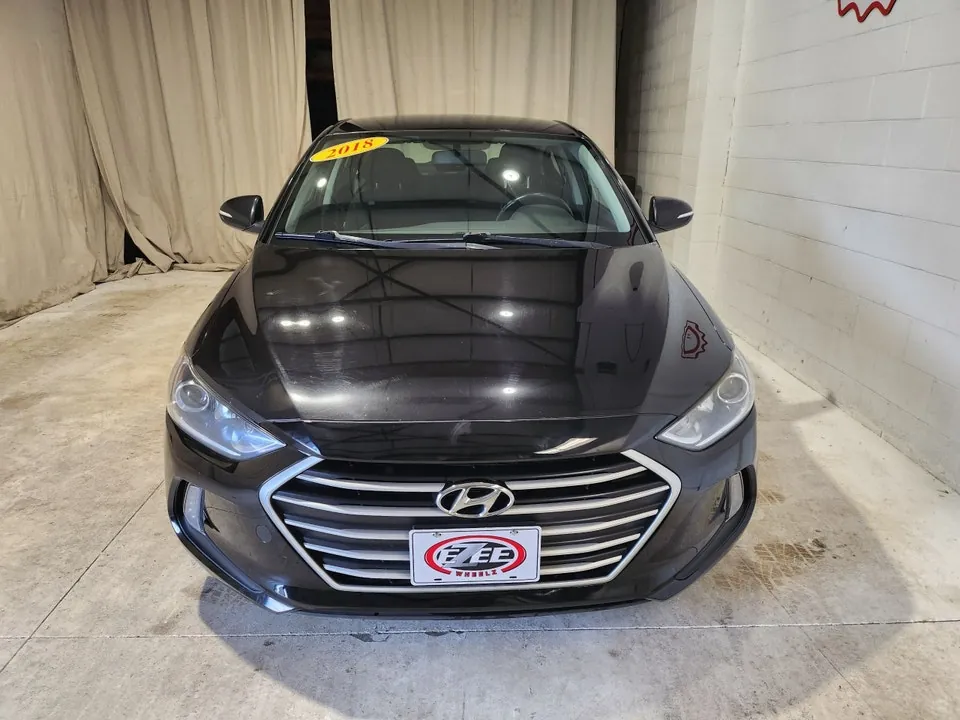 Hyundai Elantra 2018 photo 2