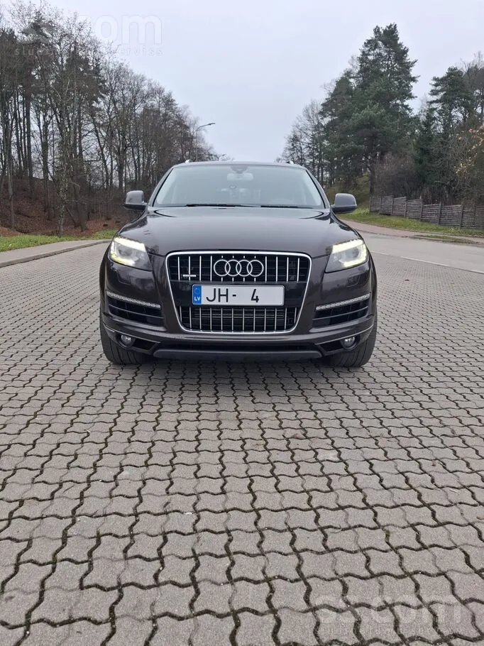 Audi Q7 2009 photo 2