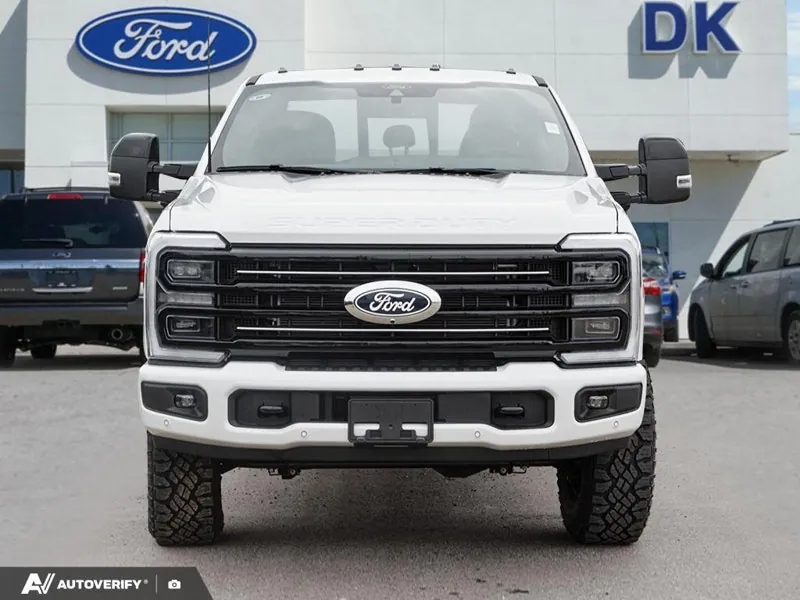 Ford F-350 Super Duty 2027 photo 2
