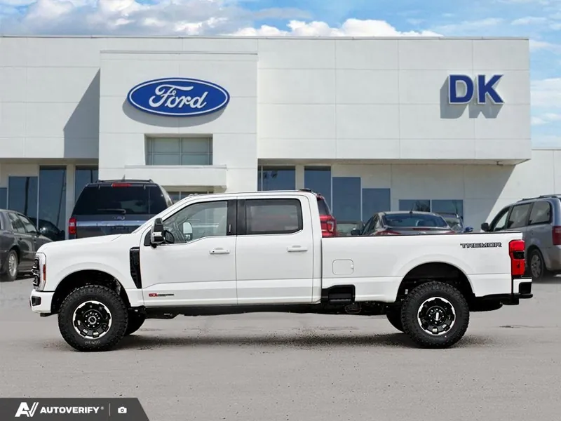 Ford F-350 Super Duty 2027 photo 3