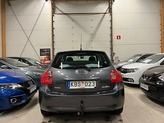 Toyota Auris 2009 photo 4