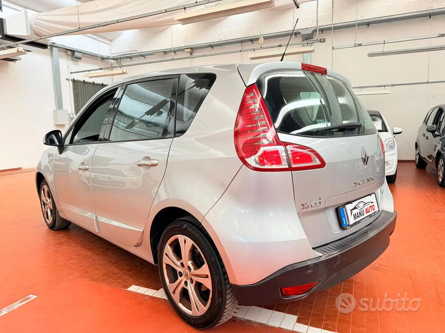 Renault Scenic 2011 photo 5